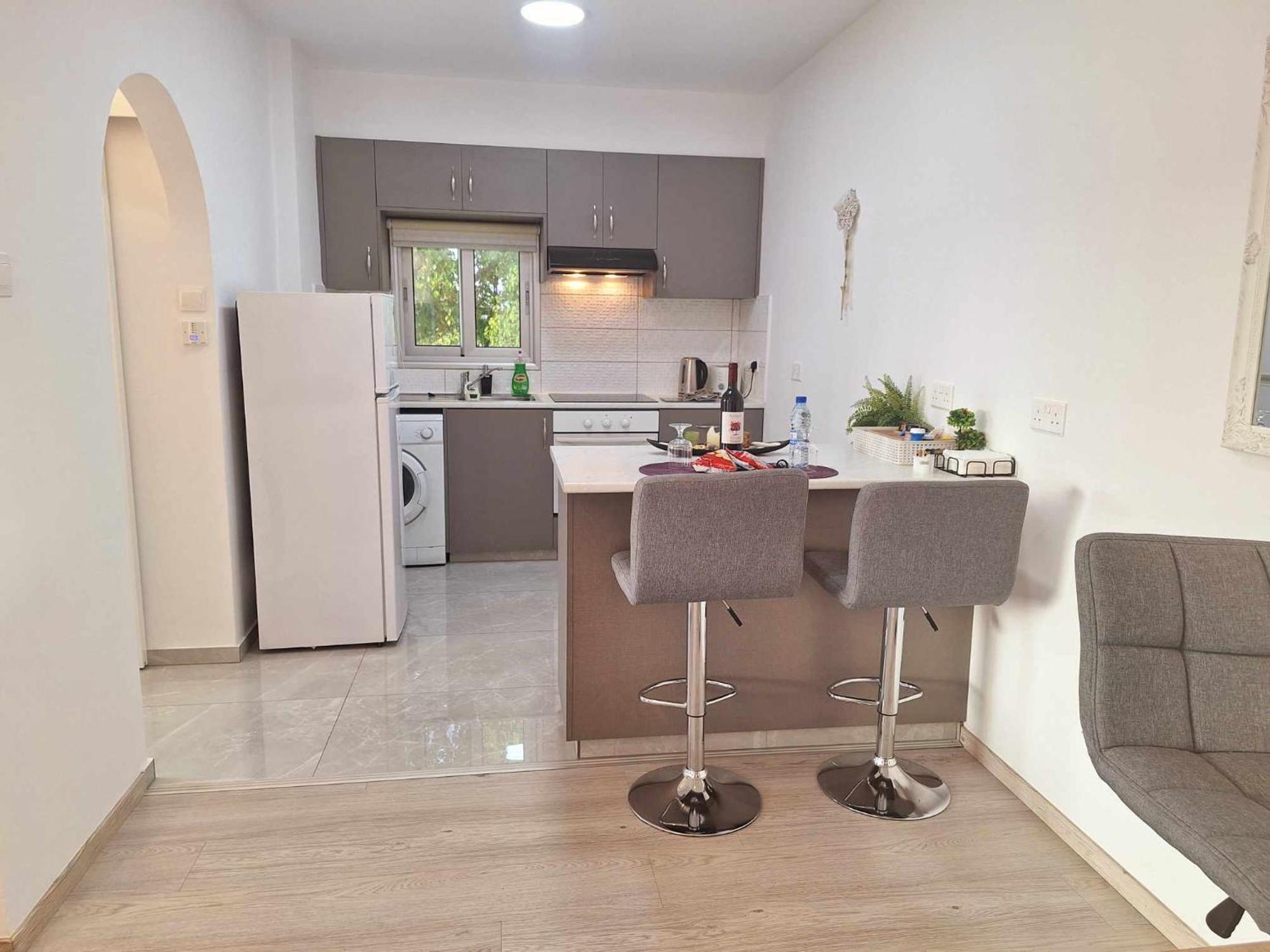 Charming Holiday Retreat Kato Paphos Apt 400M To The Beach Экстерьер фото